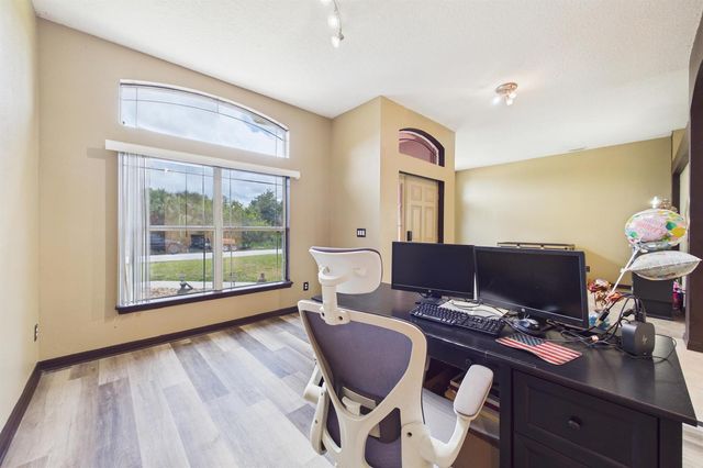 567 Mimosa Street SW, Palm Bay, FL 32908