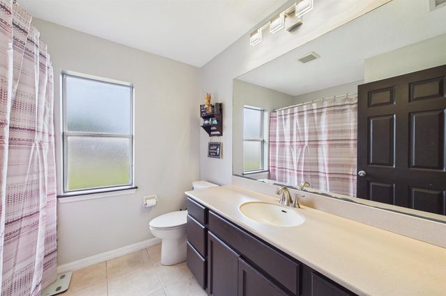 567 Mimosa Street SW, Palm Bay, FL 32908