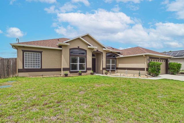 567 Mimosa Street SW, Palm Bay, FL 32908
