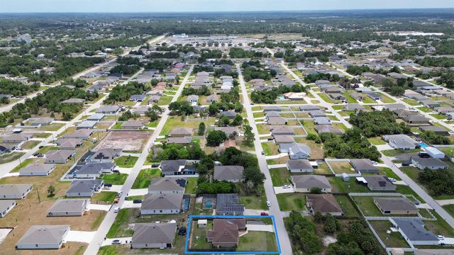 567 Mimosa Street SW, Palm Bay, FL 32908