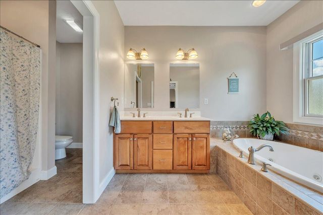 131 Grand Harbour CT, Hardy, VA 24101