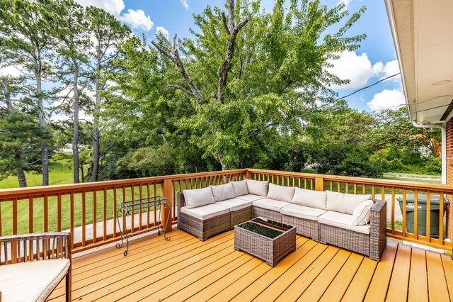 503 N Pawnee Dr, Springfield, TN 37172