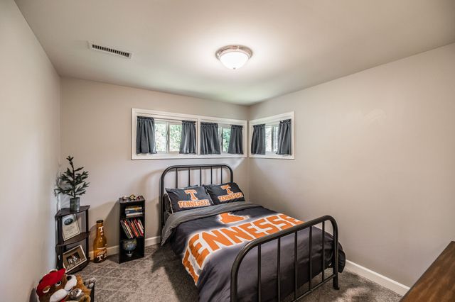 503 N Pawnee Dr, Springfield, TN 37172