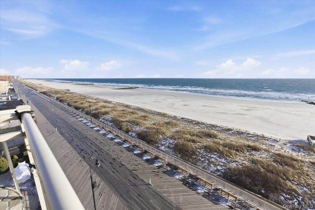 560 W Broadway 6B, Long Beach, NY 11561