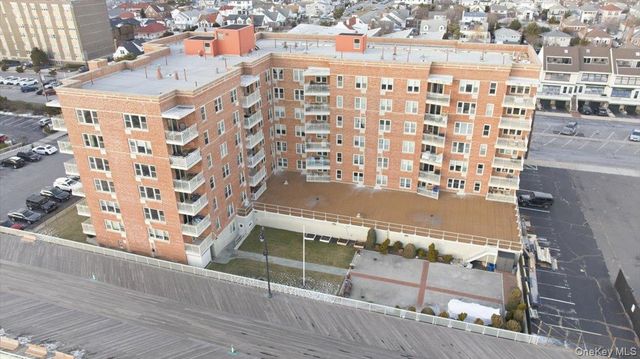 560 W Broadway 6B, Long Beach, NY 11561