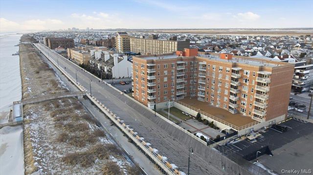 560 W Broadway 6B, Long Beach, NY 11561