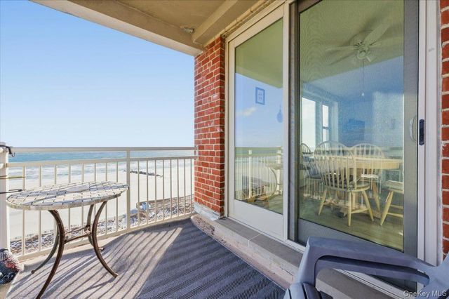 560 W Broadway 6B, Long Beach, NY 11561