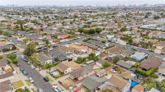 1220 W Young, Wilmington, CA 90744