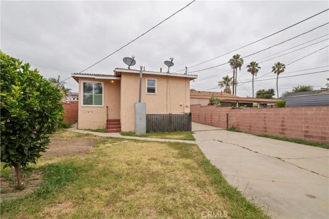 1220 W Young, Wilmington, CA 90744