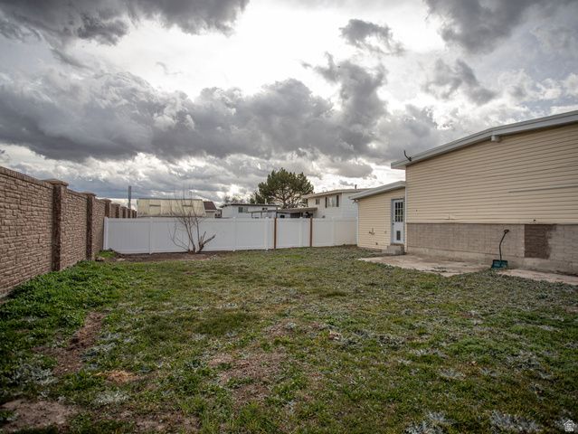 5101 S LAMBETH ST, Taylorsville, UT 84129