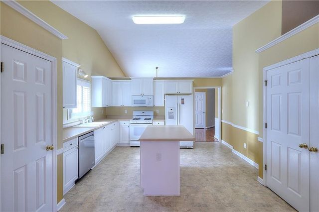 1705 Prospect Creek Drive, Lawrenceville, GA 30043