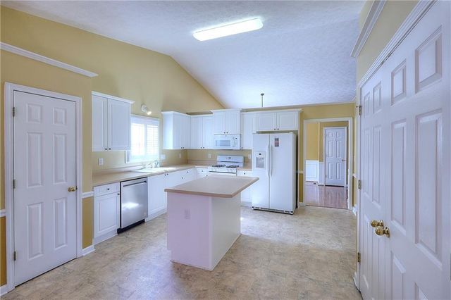 1705 Prospect Creek Drive, Lawrenceville, GA 30043