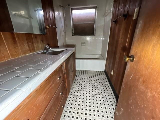 7215 Broadview Drive E, Theodore, AL 36582