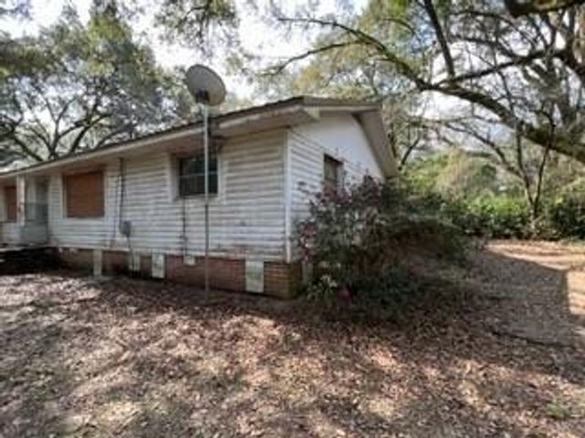 7215 Broadview Drive E, Theodore, AL 36582