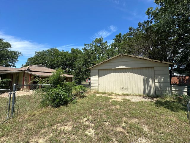 20 Marsden Lane, Palo Pinto, TX 76484