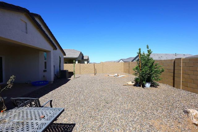 41012 W SUNLAND Drive, Maricopa, AZ 85138