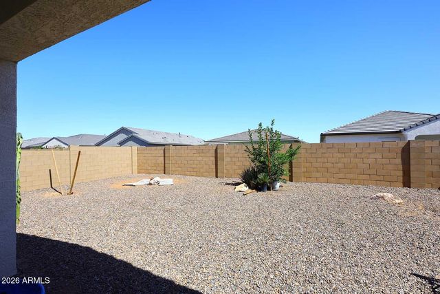 41012 W SUNLAND Drive, Maricopa, AZ 85138