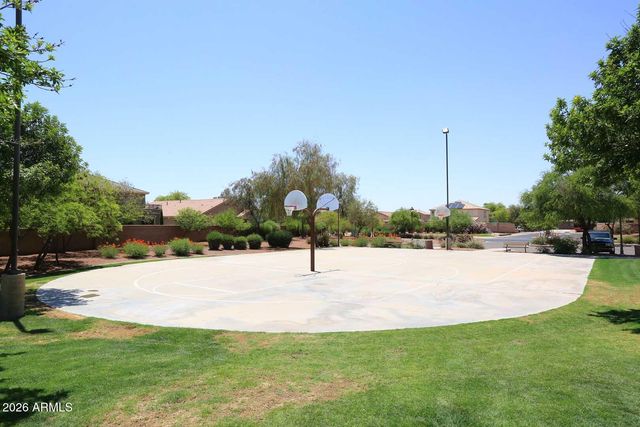 41012 W SUNLAND Drive, Maricopa, AZ 85138