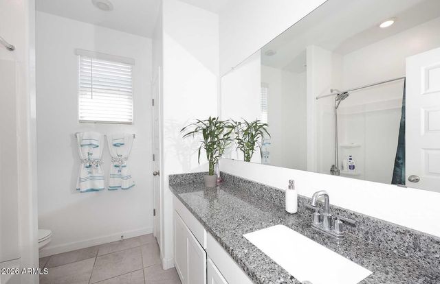 41012 W SUNLAND Drive, Maricopa, AZ 85138