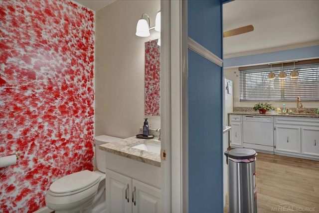 49033 Michelle Ann Drive, Chesterfield Twp, MI 48051