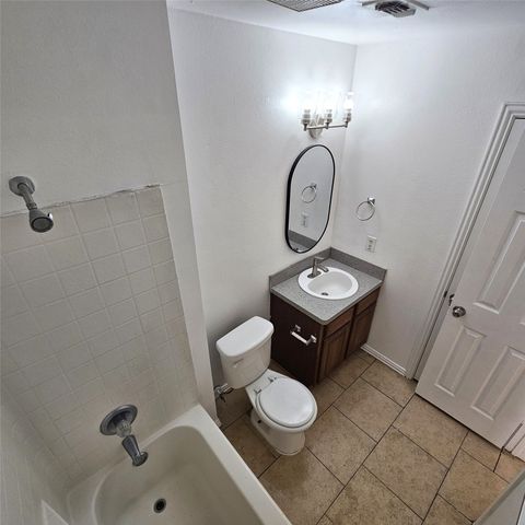 1810 Wiseman Avenue, Fort Worth, TX 76105