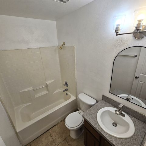 1810 Wiseman Avenue, Fort Worth, TX 76105