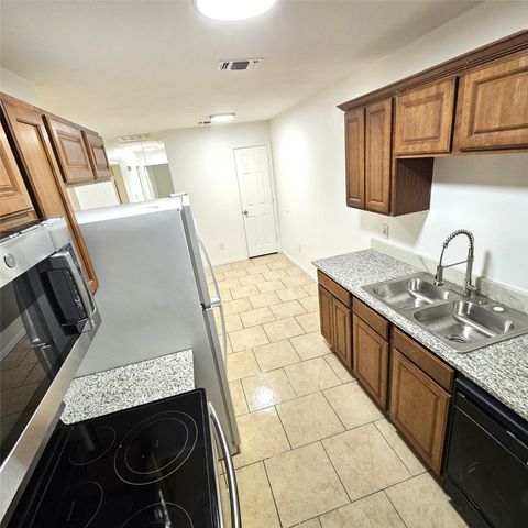 1810 Wiseman Avenue, Fort Worth, TX 76105