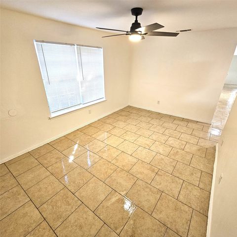 1810 Wiseman Avenue, Fort Worth, TX 76105