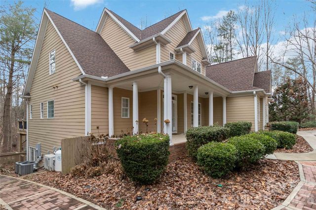 151 Maple View Drive, Troutman, NC 28166