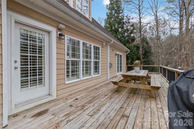 151 Maple View Drive, Troutman, NC 28166