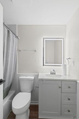 560 Free Church DRIVE, Williams Bay, WI 53191