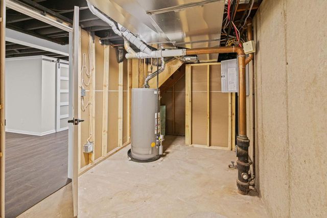 560 Free Church DRIVE, Williams Bay, WI 53191