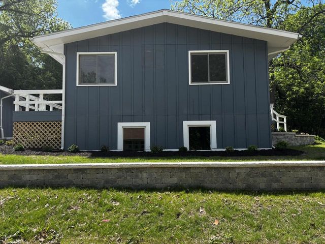 560 Free Church DRIVE, Williams Bay, WI 53191