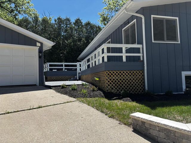 560 Free Church DRIVE, Williams Bay, WI 53191