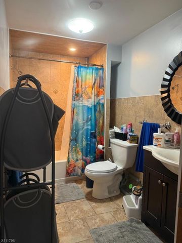 608 Adams Ave, Elizabeth City, NJ 07201