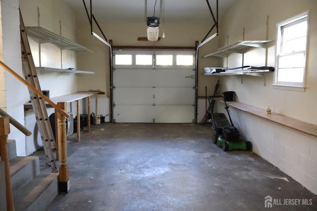 13 Carpathia Street, Piscataway, NJ 08854