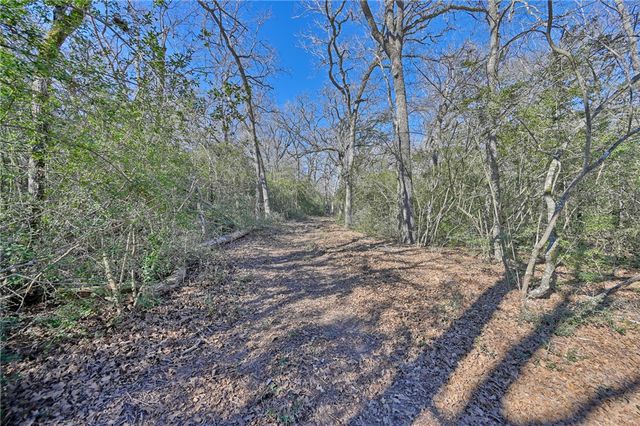 6881 Fm 2000, Caldwell, TX 77836