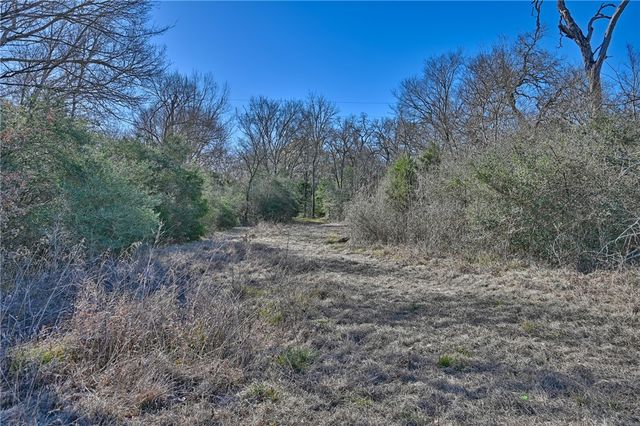 6881 Fm 2000, Caldwell, TX 77836