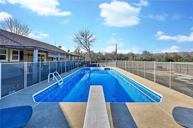 6881 Fm 2000, Caldwell, TX 77836