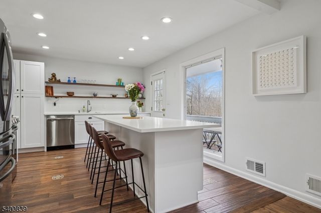 11 Hillcrest Dr, Randolph Twp., NJ 07869