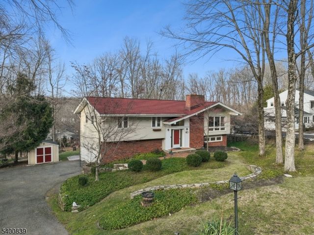 11 Hillcrest Dr, Randolph Twp., NJ 07869