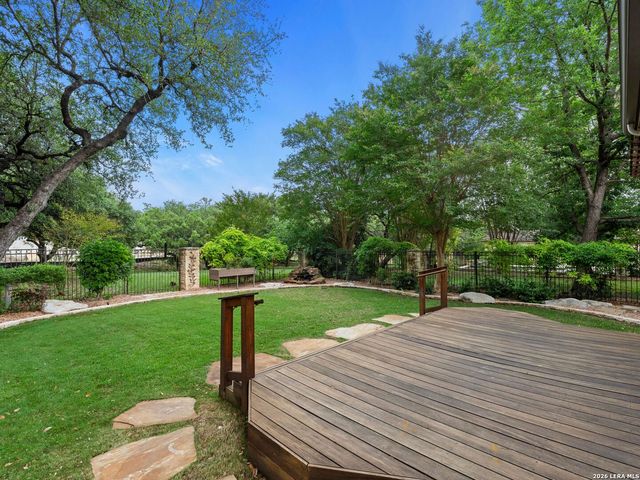 84 Westcourt Lane, San Antonio, TX 78257