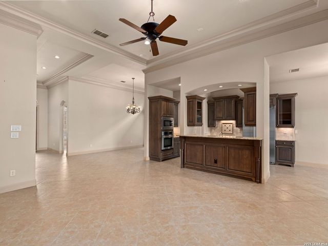 84 Westcourt Lane, San Antonio, TX 78257