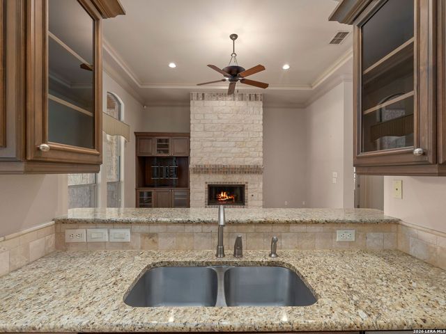 84 Westcourt Lane, San Antonio, TX 78257