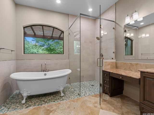 84 Westcourt Lane, San Antonio, TX 78257