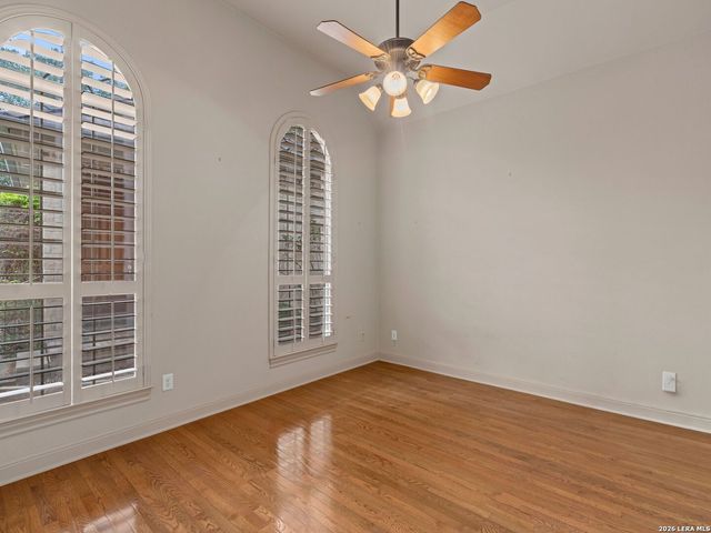 84 Westcourt Lane, San Antonio, TX 78257