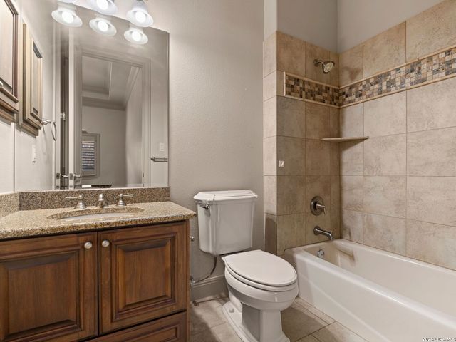 84 Westcourt Lane, San Antonio, TX 78257