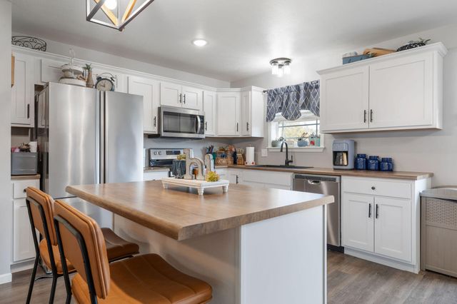 135 Dragonfly Lane, Branson, MO 65616