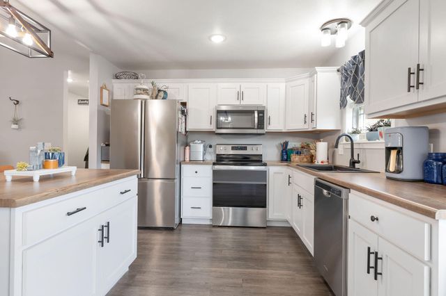 135 Dragonfly Lane, Branson, MO 65616