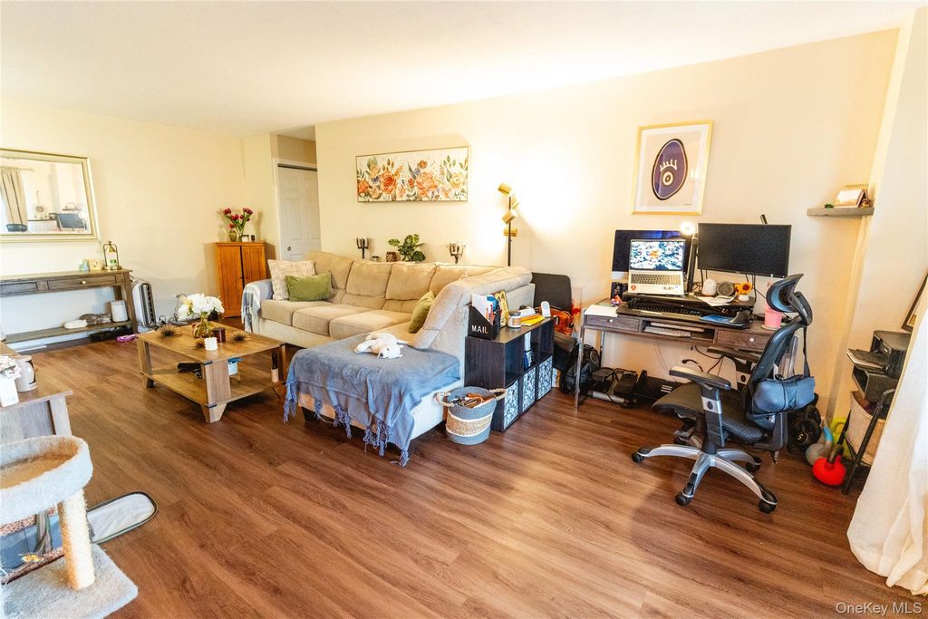 3410 De Reimer Avenue 7F, Bronx, NY 10475 — photo 4